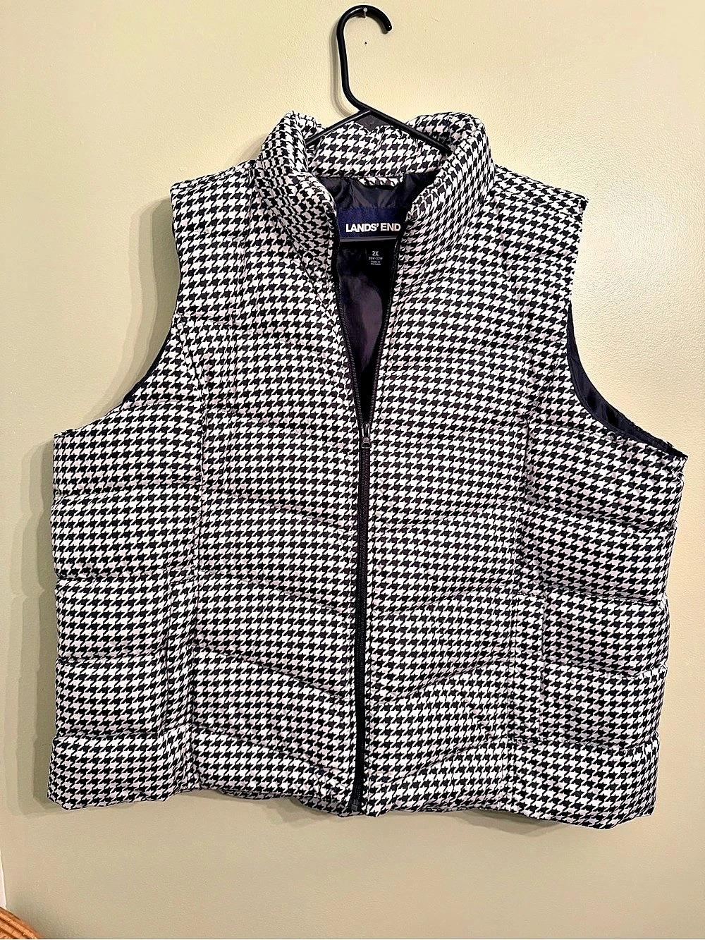 Lands' End Houndstooth Vest in Black & White Size 2X Like New